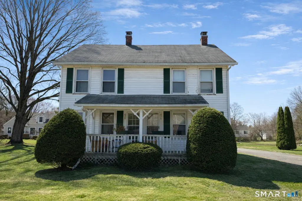 620 Main St
