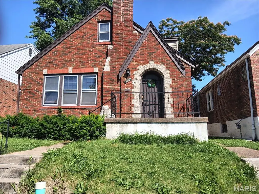 5936 Pamplin Ave
