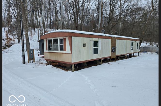 1318 State Road 135 S