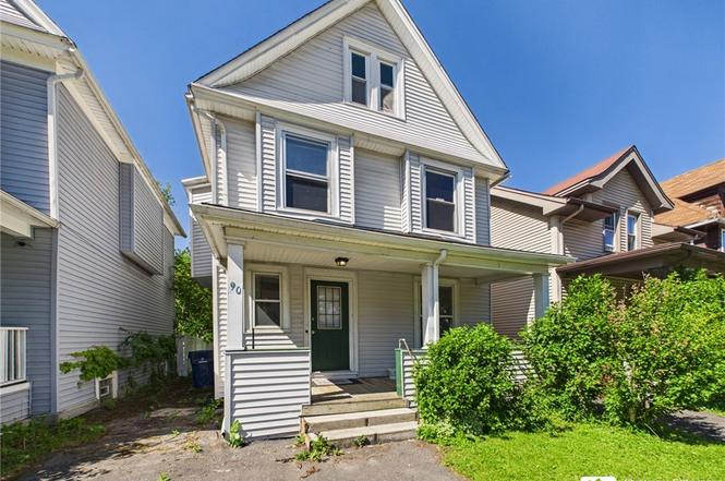 90 Heath St