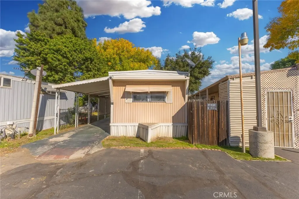 2075 W Rialto #29