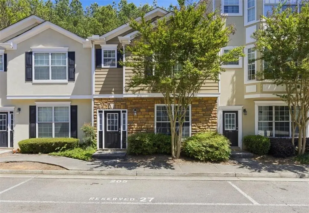 200 Riverstone Commons Cir