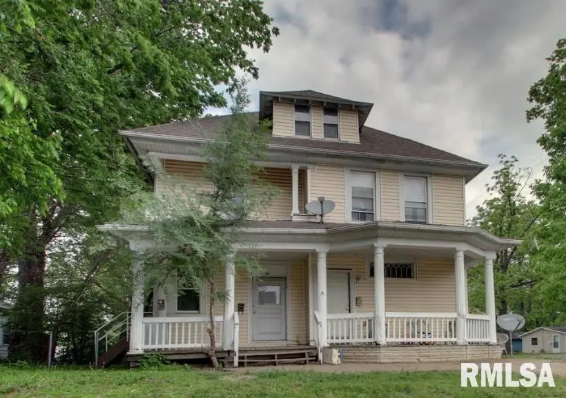 537 Locust St