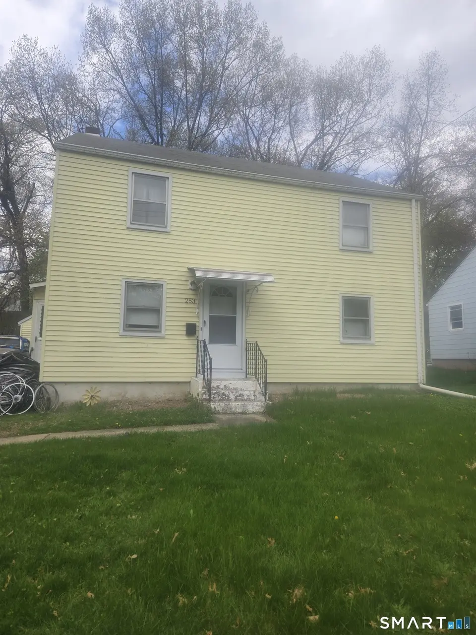 253 Hilliard St