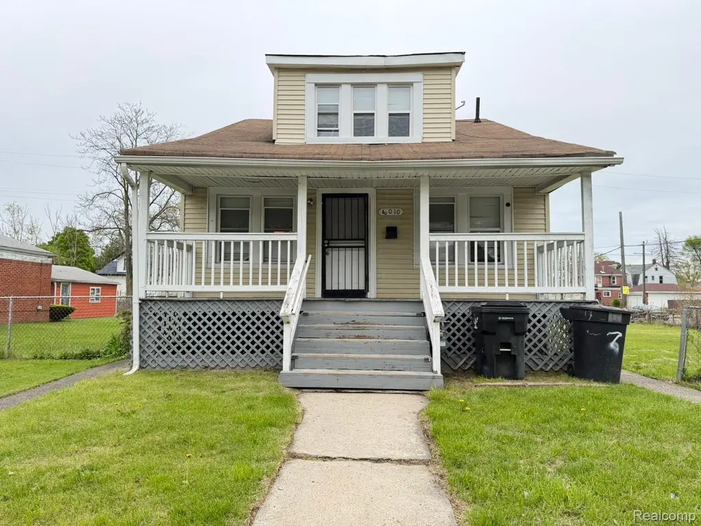 18010 Anglin St
