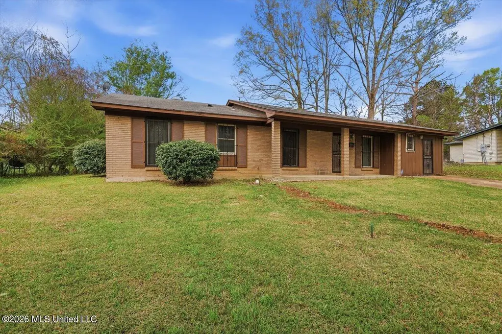 1511 Lowery Ln