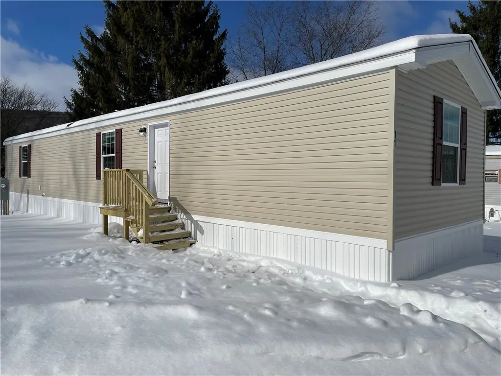 11 Flamingo Dr