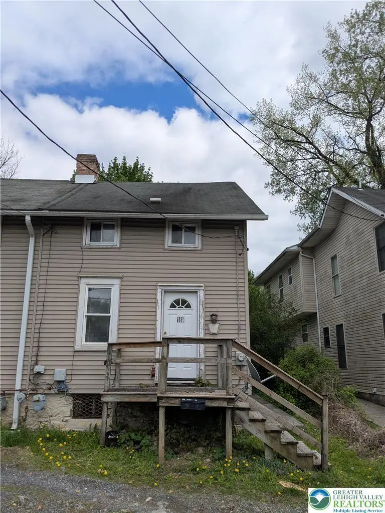 169 Main St