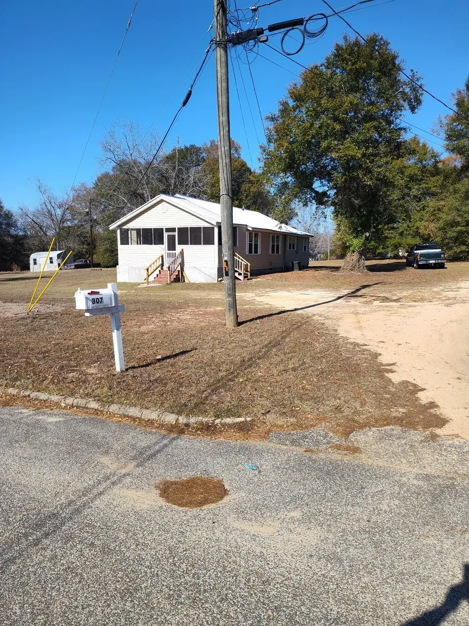 307 Rockhill Cir