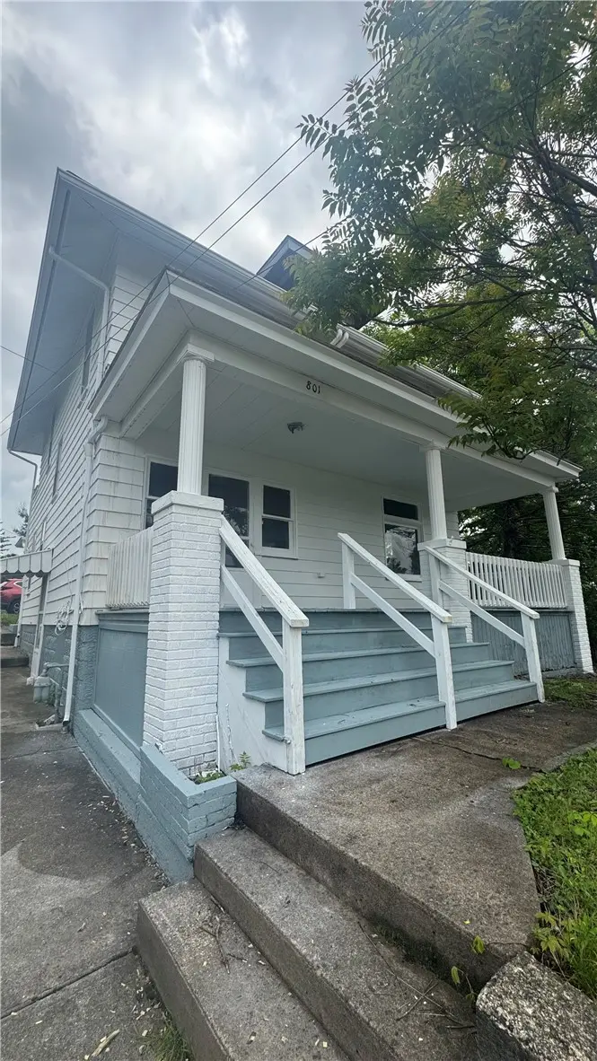 801 Grant St