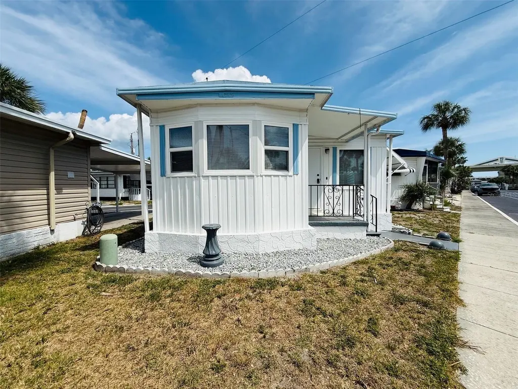 4851 W Gandy Blvd Unit B7L13