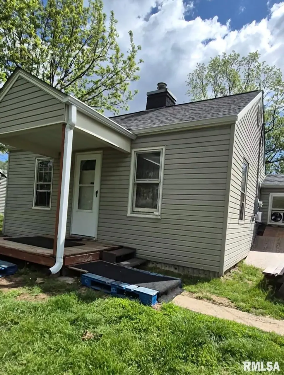 303 Wagner St