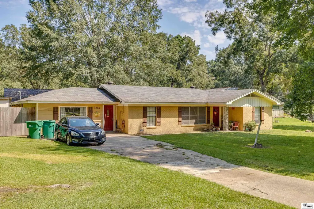 2300 Rainbow Dr