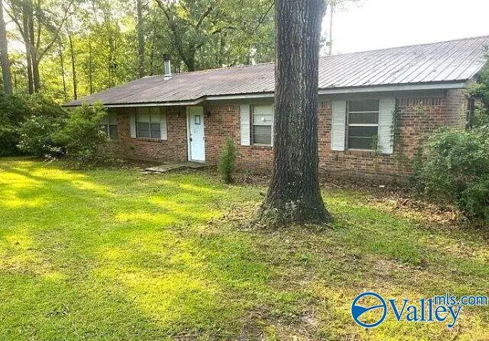260 White Tail Ln