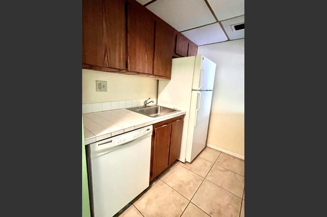 2000 N Congress Ave #206
