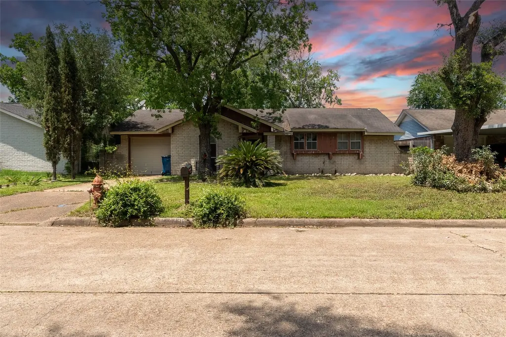 1938 Barnsley Ln