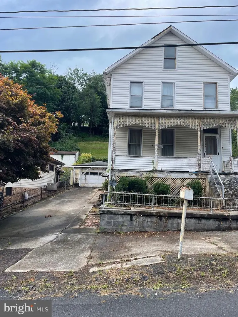432 Pine Ave