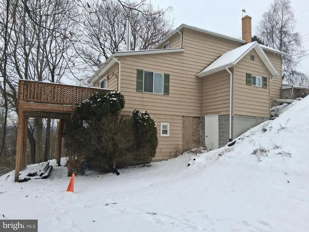 265 View St