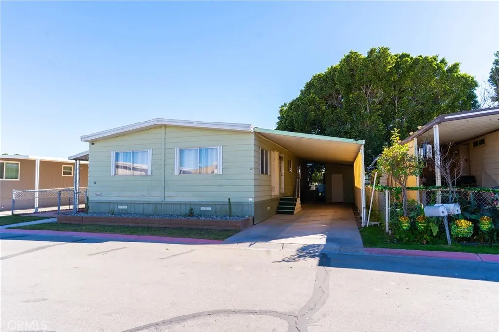 251 S Colorado Riv #38