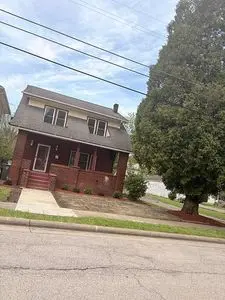 940 Katherine Ave