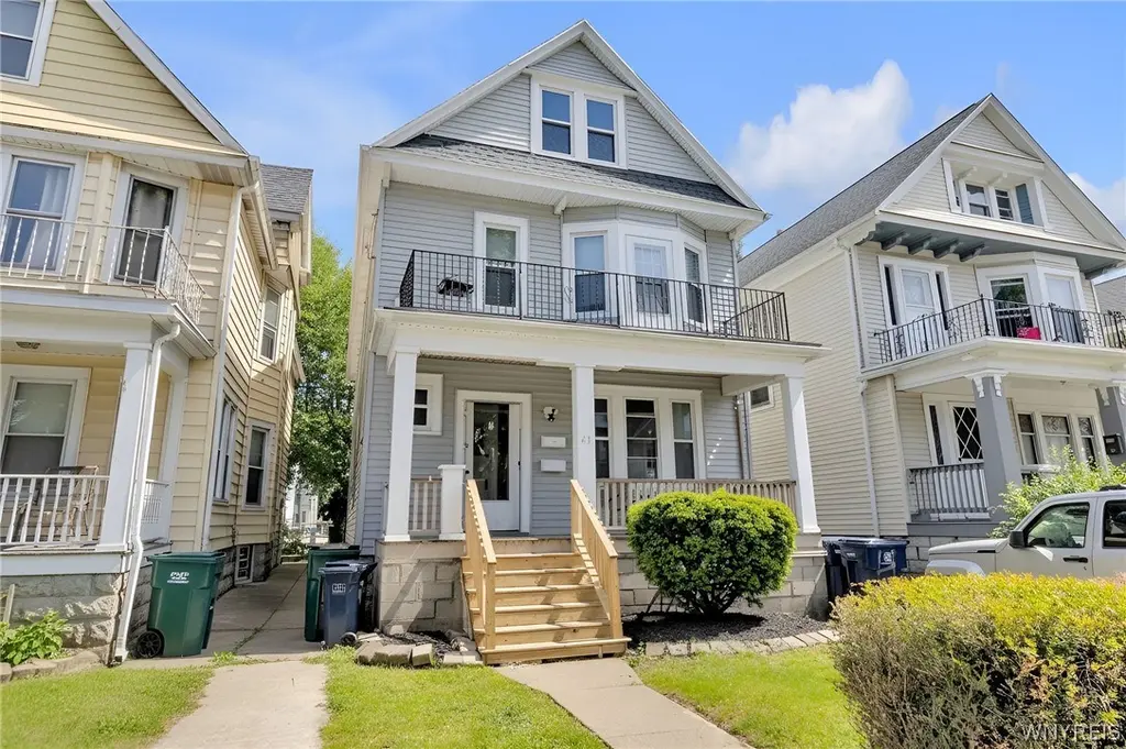 43 Hayden St