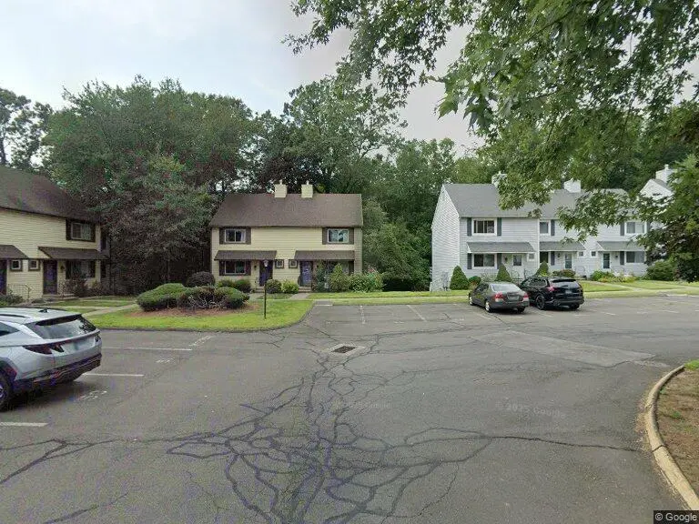 138 Salem Dr