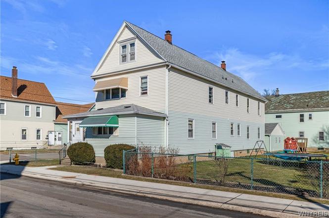 186 Center St
