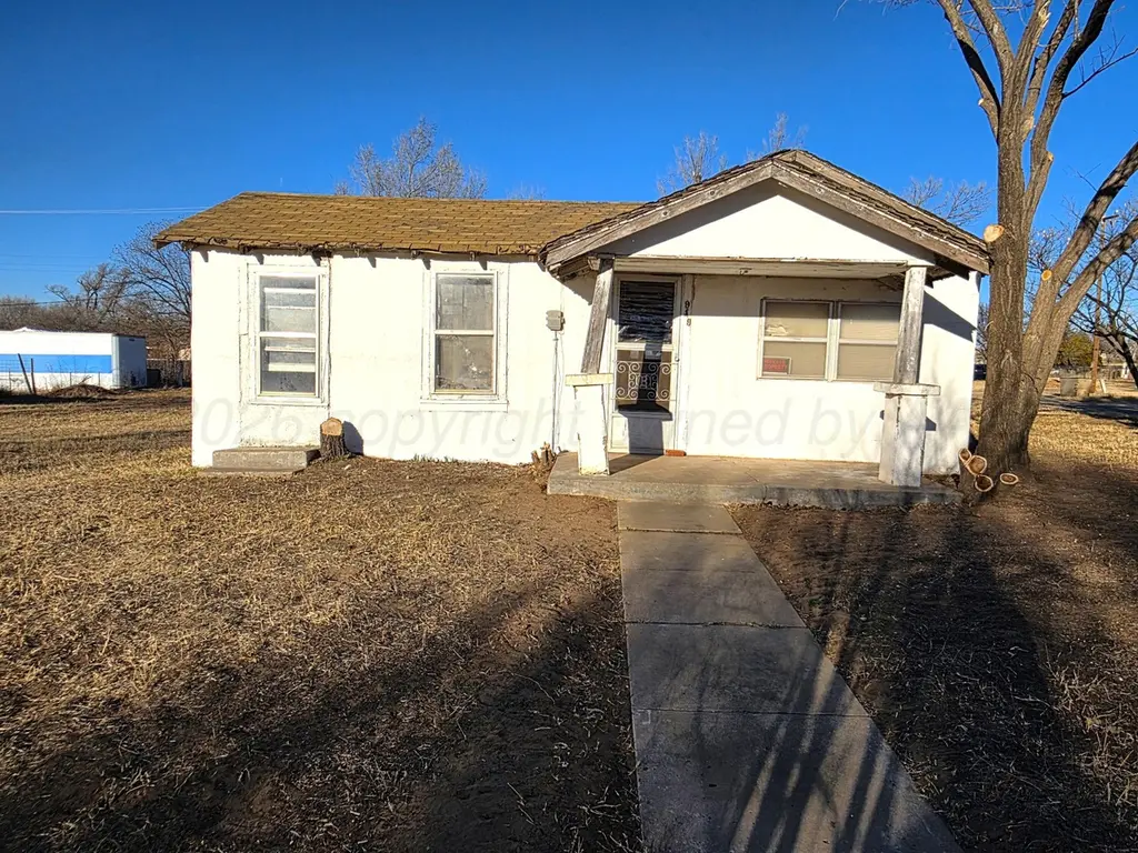919 Main St