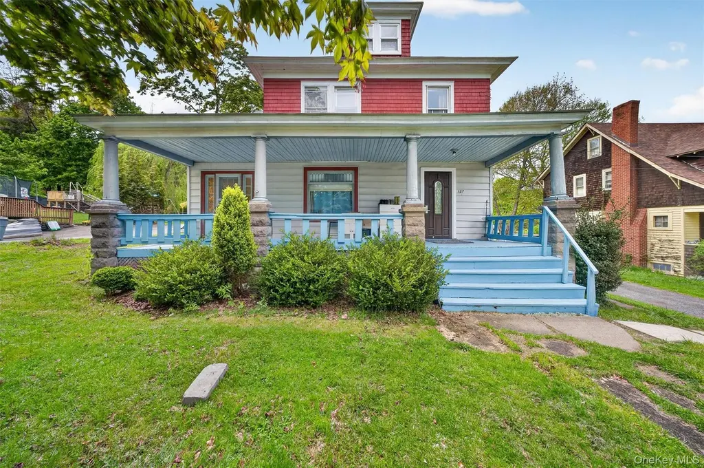 137 Pleasant Street Ext