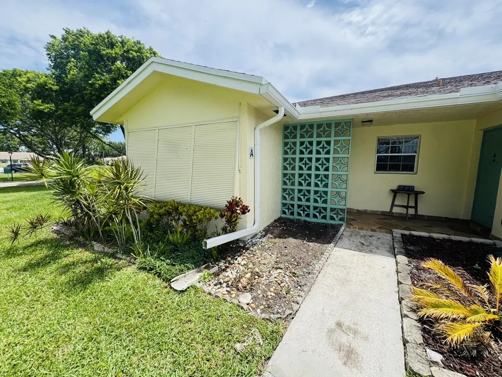 5114 Lakefront Blvd