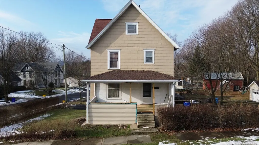 4 Home Ave