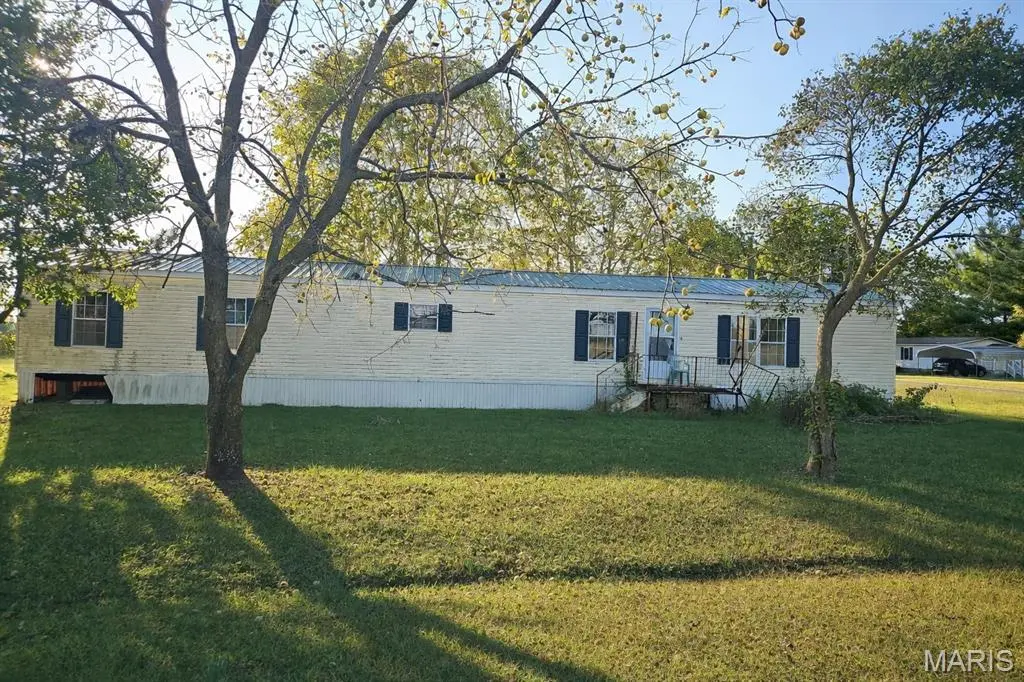 11 Melissa St