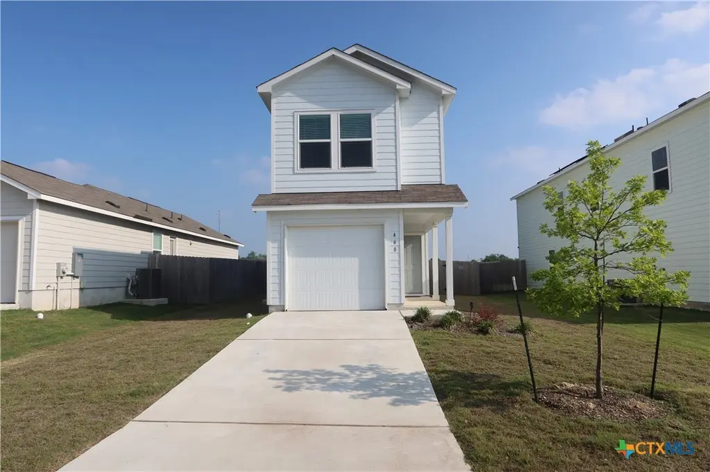 460 Marty Allen Loop