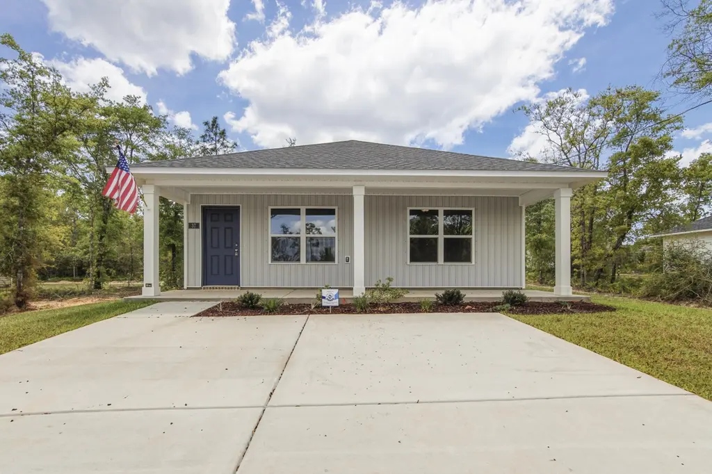 37 Pansy Ln