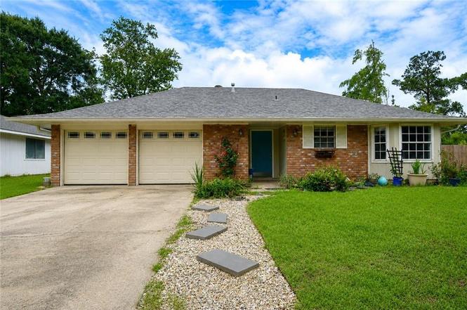 1130 Rue Bordeaux Dr
