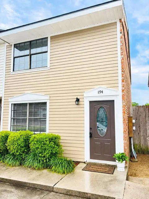 194 Southfield Pkwy