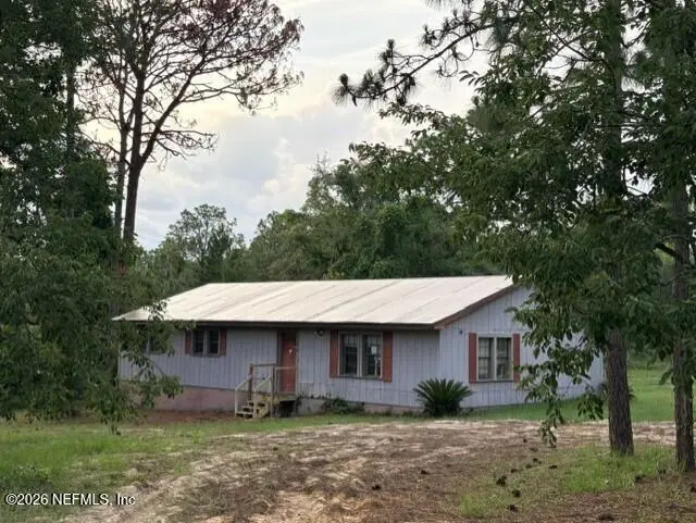 5830 Lady Bug Ln