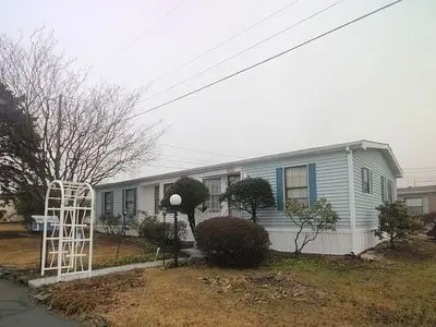 301 3rd St