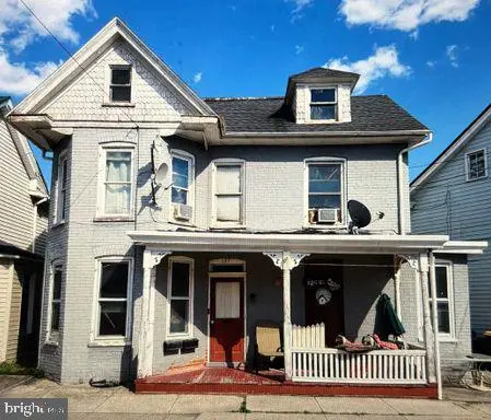 137 N Potomac St