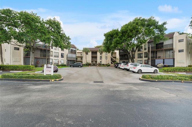 7750 W Mcnab Rd #203