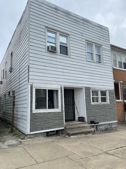 154 E 22nd St