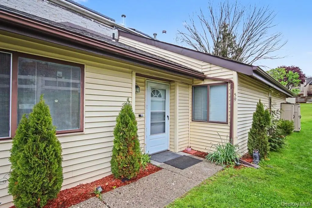 59 Country Club Dr