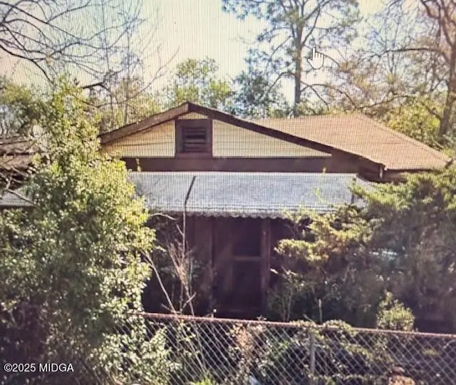 109 Samuel Jones St