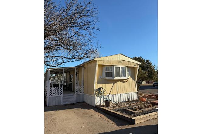 2700 W C St #35