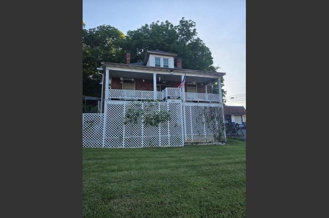 713 Virginia Ave