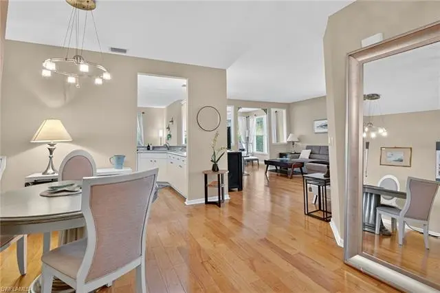1345 Charleston Square Dr #102