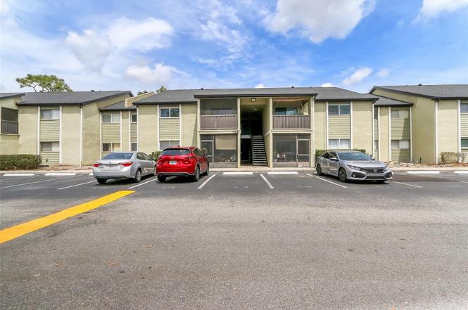 922 Lake Destiny Rd Unit E