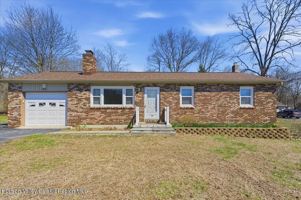 84 Orchard Dr