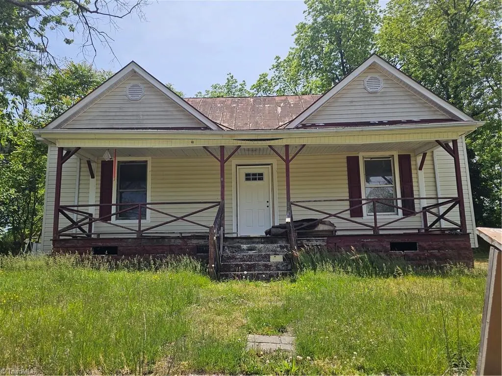 207 Field St