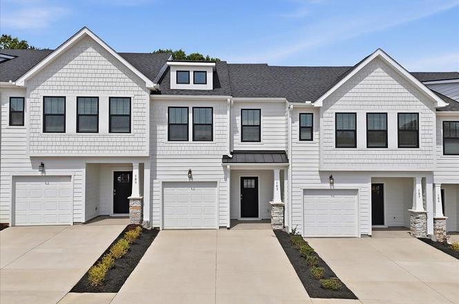 105 Redfield Pl